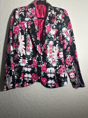 Floral Print Black Blazer Jacket with Pink Lining